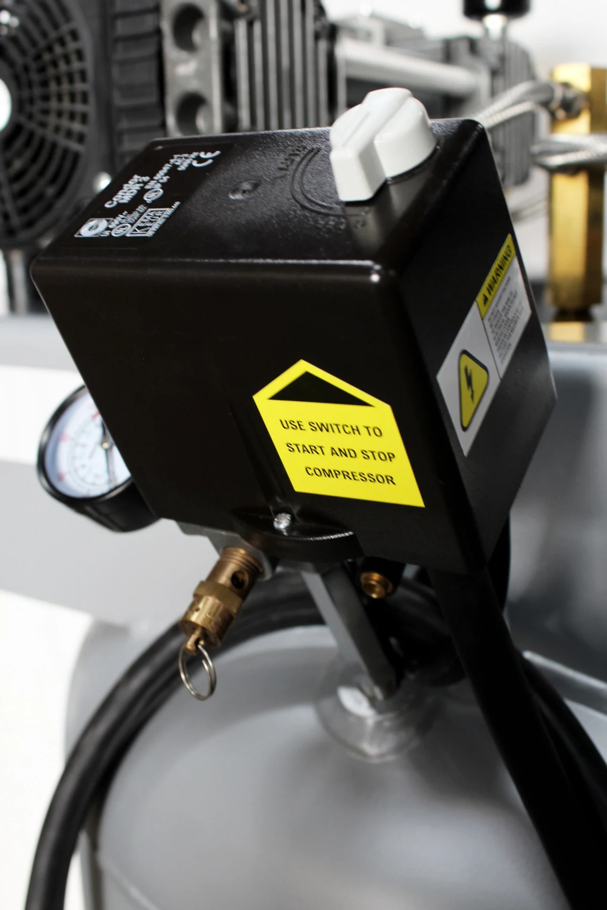 CALIFORNIA AIR TOOLS 80060C Powerful 6.0 Hp Ultra Quiet & Oil-Free 80 Gallon Stationary Air Compressor 9